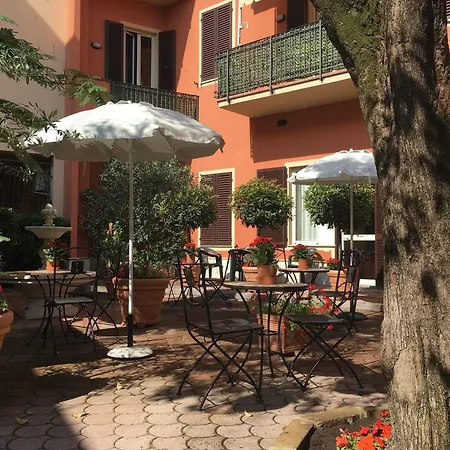 מלון דירות Gloria