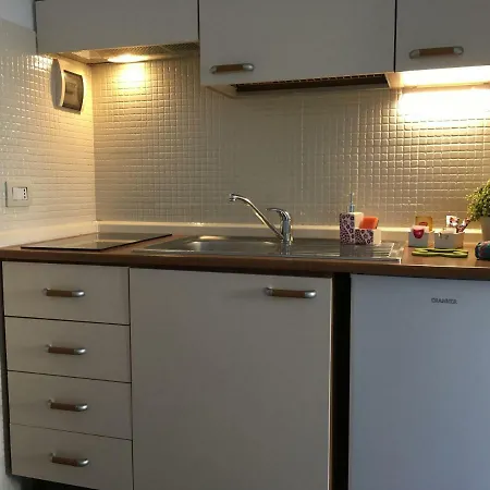 Gloria מלון דירות מונטה קטיני טרמה