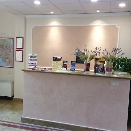 公寓式酒店 格洛丽雅酒店