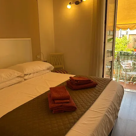 Aparthotel Gloria 2*