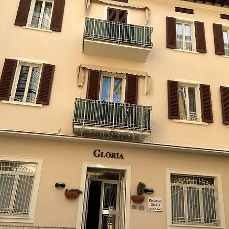 Aparthotel Gloria 4*