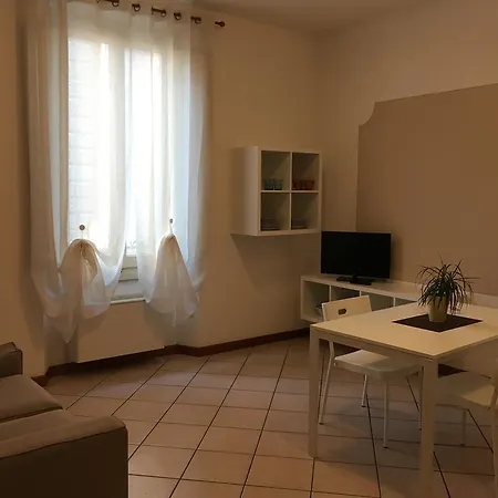 Gloria Aparthotel 2*