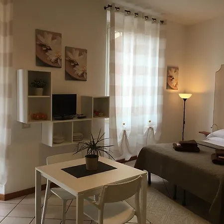 Aparthotel Gloria 2*