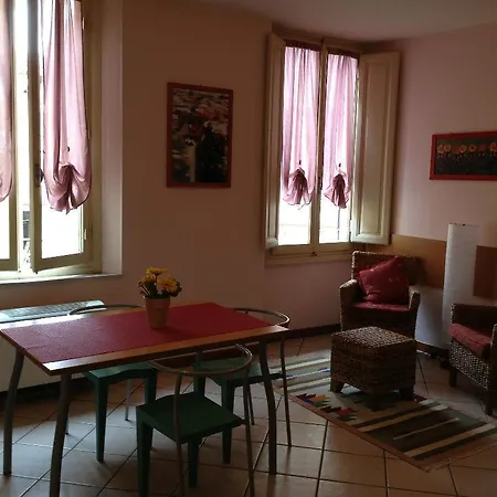 格洛丽雅酒店 公寓式酒店 4*