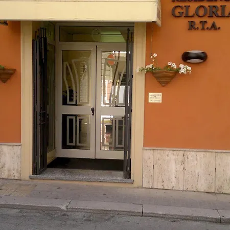 格洛丽雅酒店 公寓式酒店 4*