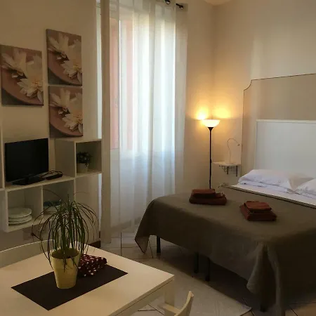 Aparthotel Gloria 2*