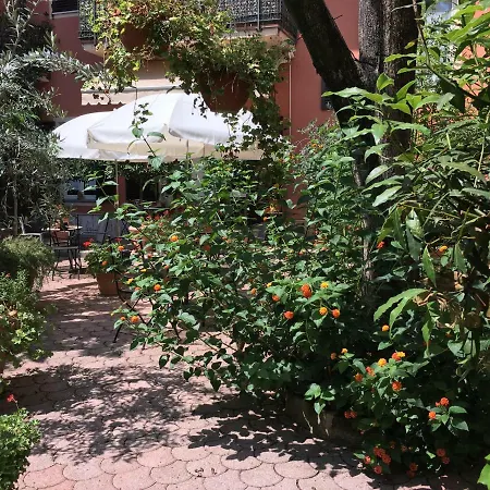格洛丽雅酒店 公寓式酒店 4*